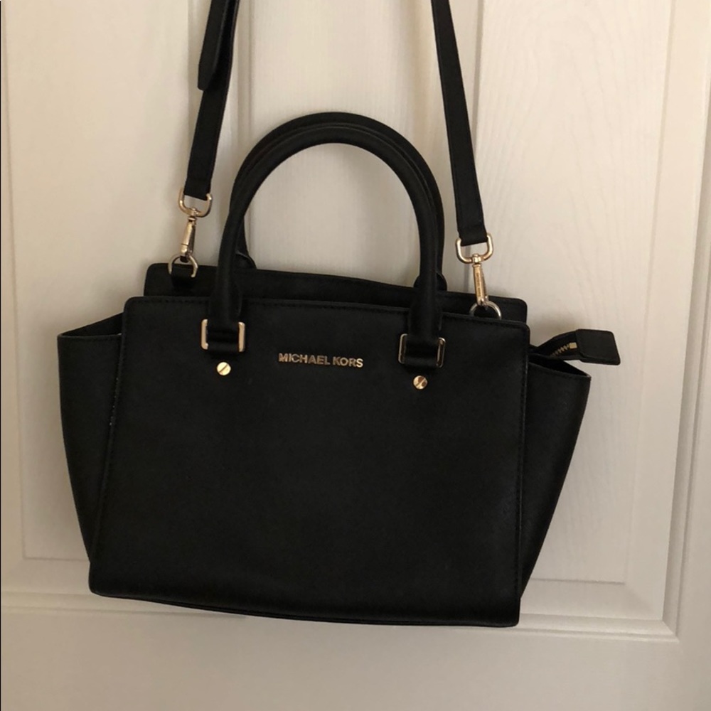 Black Michael Kors purse